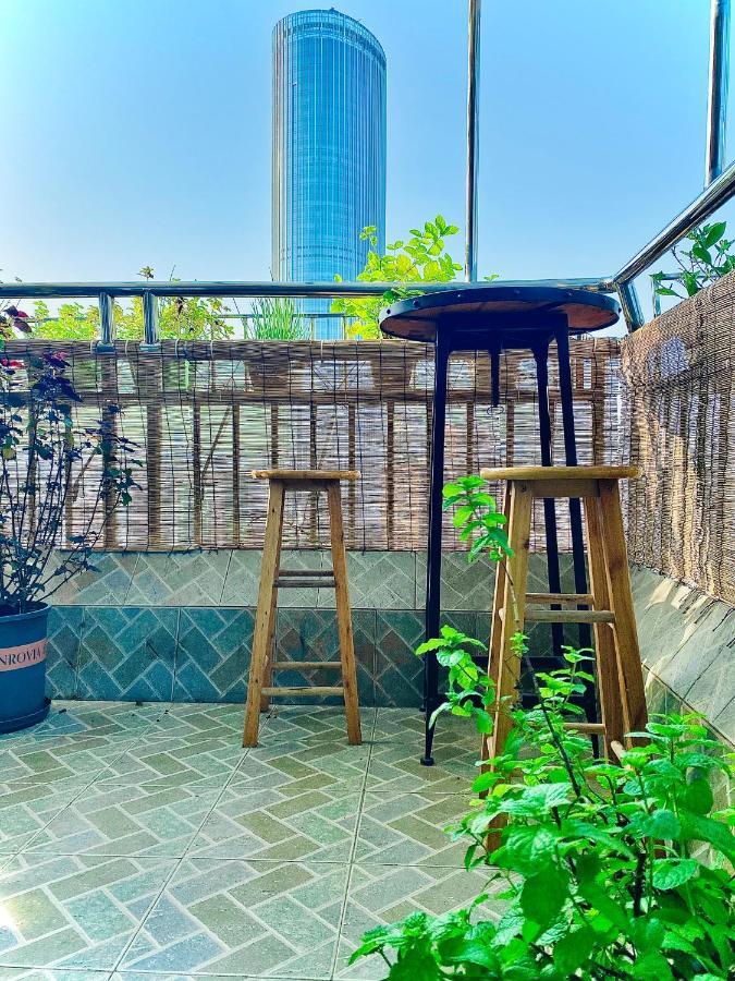 Хостел 弱水咖啡国际青旅only Cafe And Backpacker Чунцин Экстерьер фото
